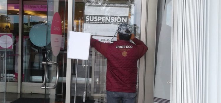 Por negar el ingreso a las personas mayores, Profeco suspende tienda departamental y súper en Mérida