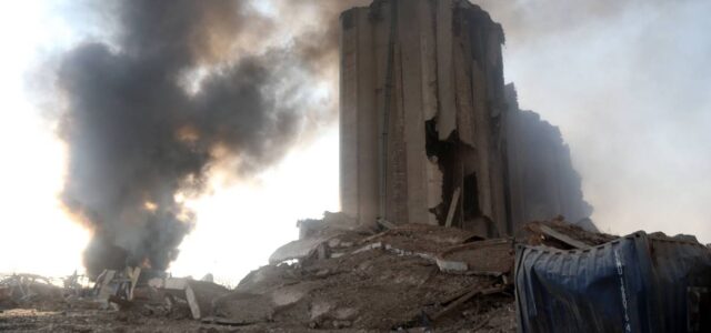 Explotaron 2,700 toneladas de nitrato de amonio en Beirut