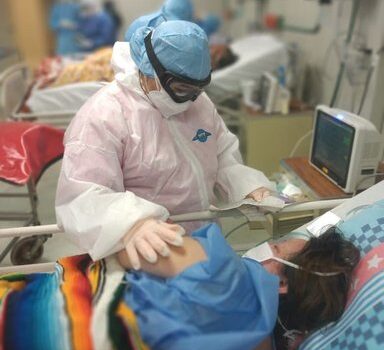 Enfermera yucateca obtiene la condecoración “Miguel Hidalgo 2020” Grado Collar por salvar a pacientes Covid