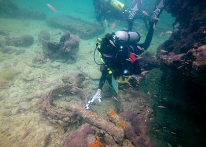 Barco hallado en Sisal era para el tráfico de esclavos mayas: INAH