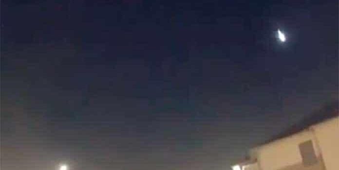 Se observa meteorito cerca de Tamaulipas